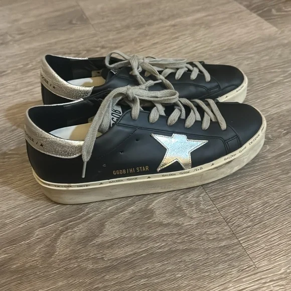 GOLDEN GOOSE SNEAKERS - Picture 2 of 7